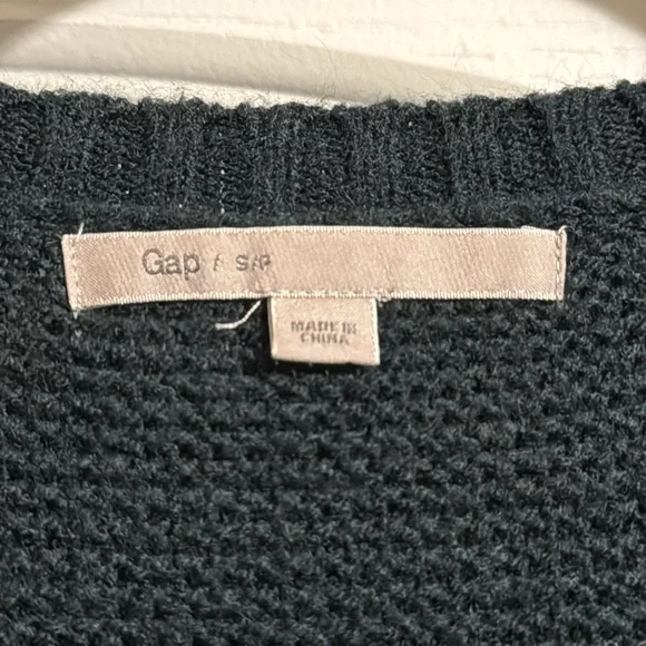 Gap women’s pullover sweater, size S/P - Picture 2 of 4
